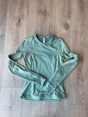 Lululemon long sleeve top